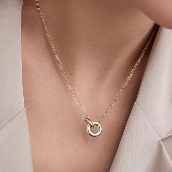 14K Gold Filled Infinity Double Circle Necklace - Picture 3 of 4